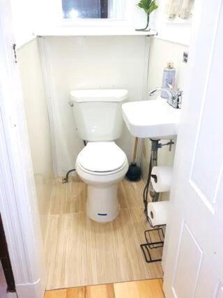 Location, Location To Manhattan, 3 Bedroom Cozy Apt In Lic Appartamento